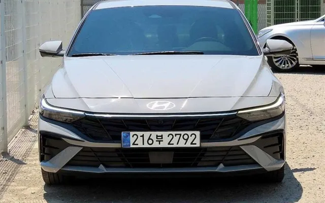 CN7 중고차 더 뉴 아반떼 (CN7) 1.6 가솔린 매물 사진 4 - 2025/01 36,414km